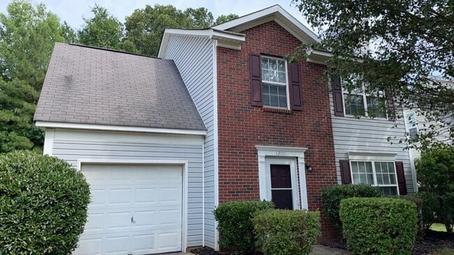 property at 12111 Stewarts Crossing Dr