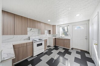 1041 Dolly Wright St in Houston, TX - Building Photo - Building Photo