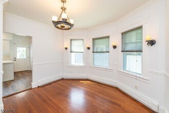 34 Park Ave in Caldwell, NJ - Building Photo - Building Photo