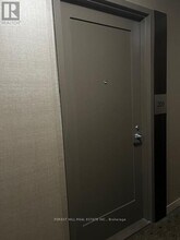 320 Tweedsmuir Ave in Toronto, ON - Building Photo - Building Photo