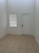 2532 SE 15th Ct in Homestead, FL - Building Photo - Building Photo