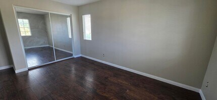 362 La Clarita Ave in San Jacinto, CA - Building Photo - Building Photo