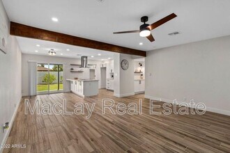 409 N Arrowhead Dr in Chandler, AZ - Building Photo - Building Photo