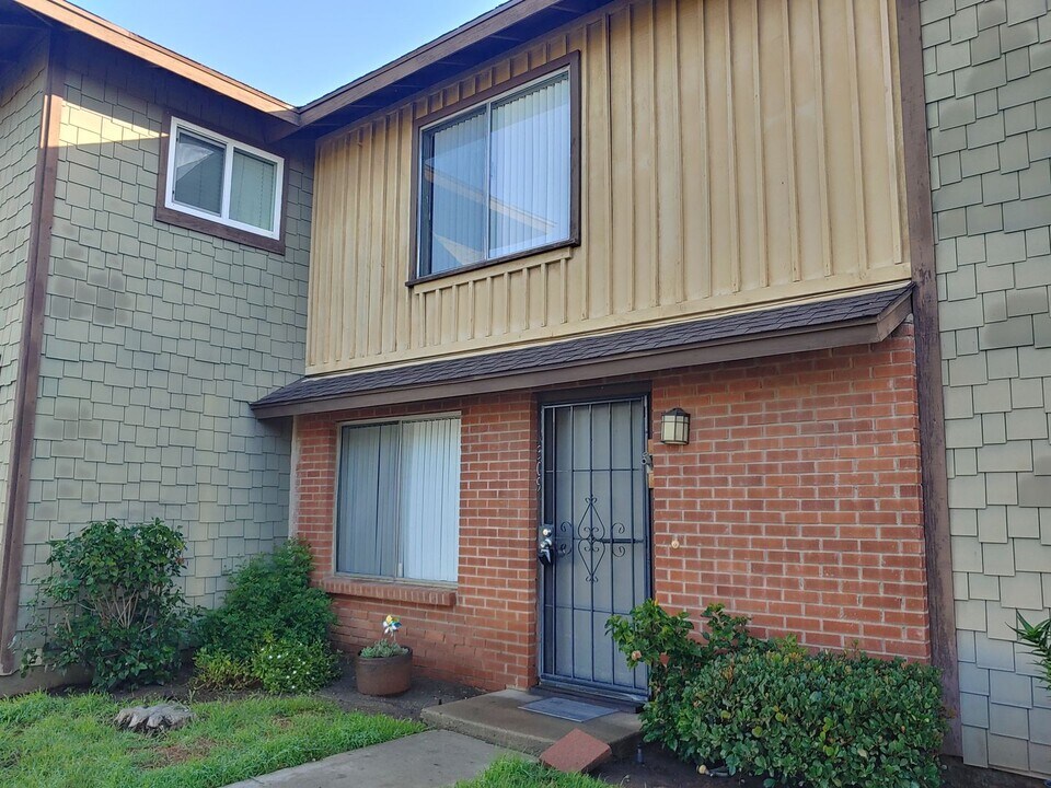309 Graves Ct in El Cajon, CA - Building Photo