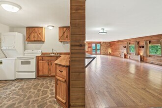 9625 Hoffman-Seachrist Rd in Walkersville, MD - Building Photo - Building Photo