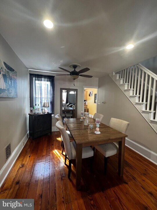 2431 Memphis St Photo