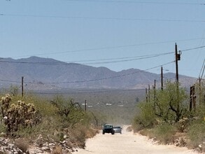 8221 S Taylor Ln in Tucson, AZ - Building Photo - Building Photo