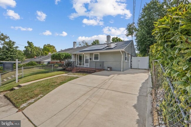 1909 Palmer Park Rd