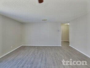 6714 Barton Rock Ln in San Antonio, TX - Building Photo - Building Photo