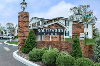 Southwood Park in Nashville, TN - Foto de edificio - Building Photo