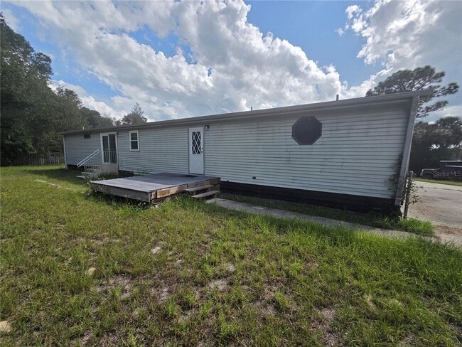 470 Hilltop Ct in DeLand, FL - Building Photo - Building Photo
