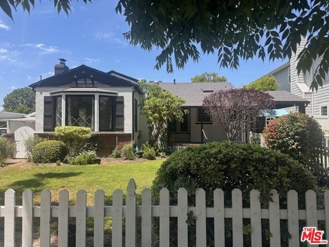 property at 4715 Camellia Ave