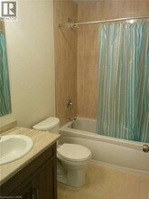 326 Old Huron Rd in Kitchener, ON - Building Photo - Building Photo