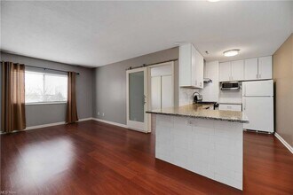 25735 Lorain Rd-Unit -506 in North Olmsted, OH - Building Photo - Building Photo