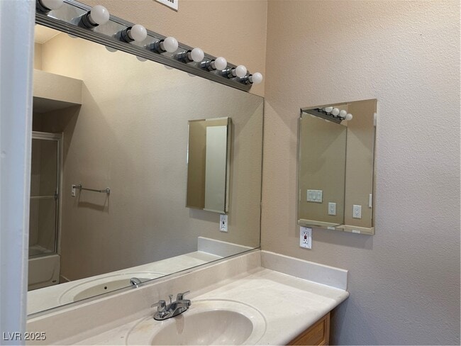 property at 3463 Spencer St