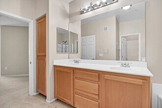 3975 N Hualapai Way in Las Vegas, NV - Building Photo - Building Photo