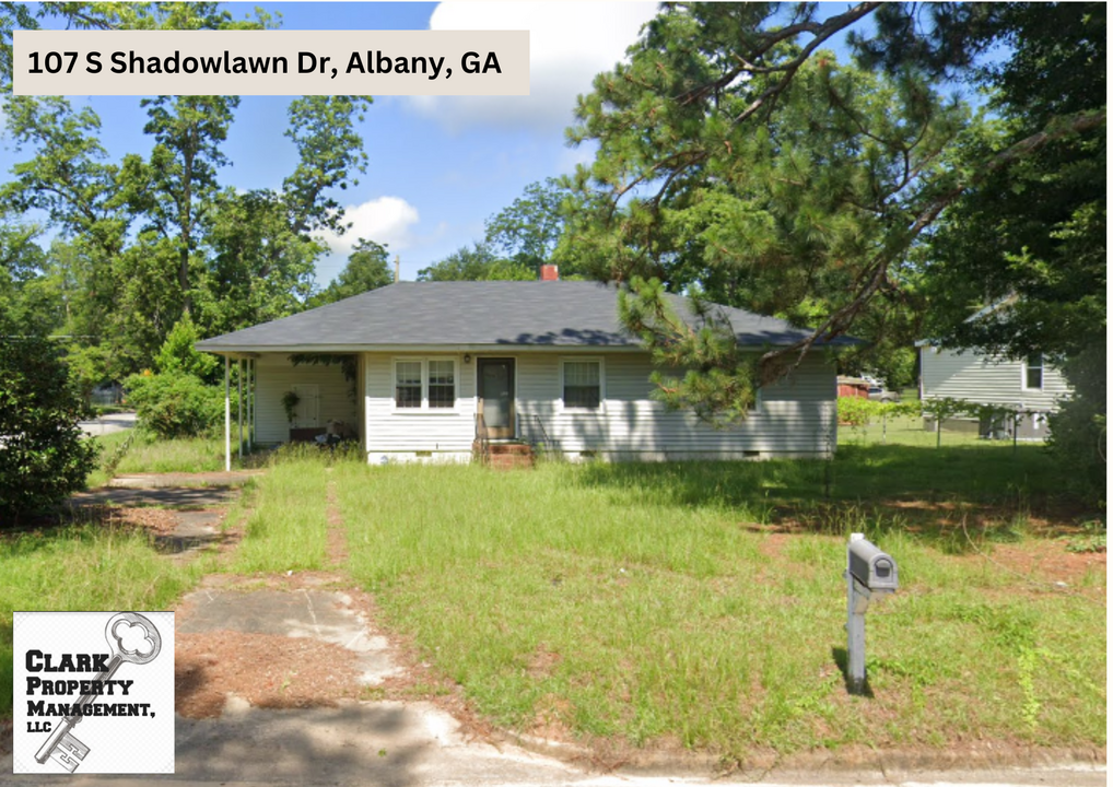 107 S Shadowlawn Dr in Albany, GA - Foto de edificio