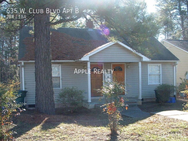 635 W Club Blvd in Durham, NC - Building Photo - Building Photo