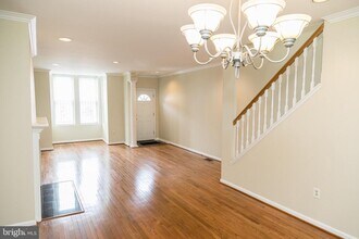 38 R St NW in Washington, DC - Building Photo - Building Photo