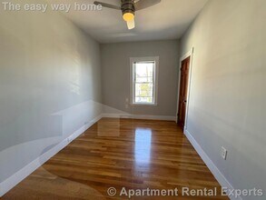 7 Leyden Ave in Medford, MA - Foto de edificio - Building Photo