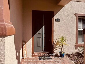 9155 Hunters Mill Dr in Orlando, FL - Building Photo - Building Photo