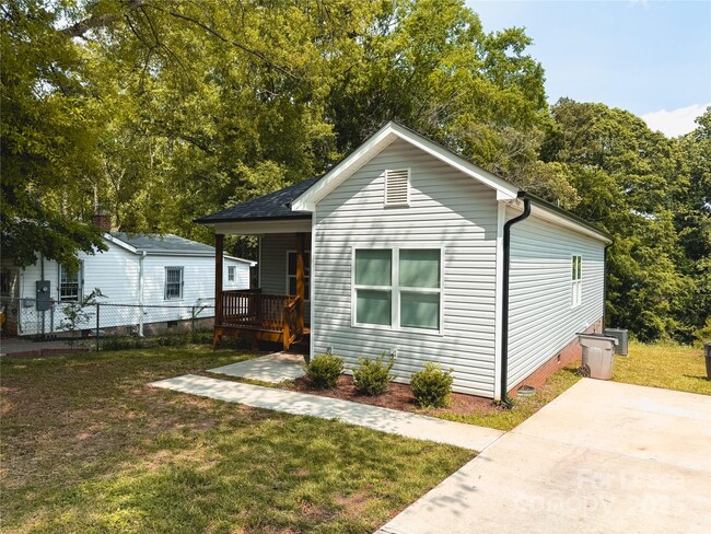 832 N Weldon St in Gastonia, NC - Building Photo - Building Photo