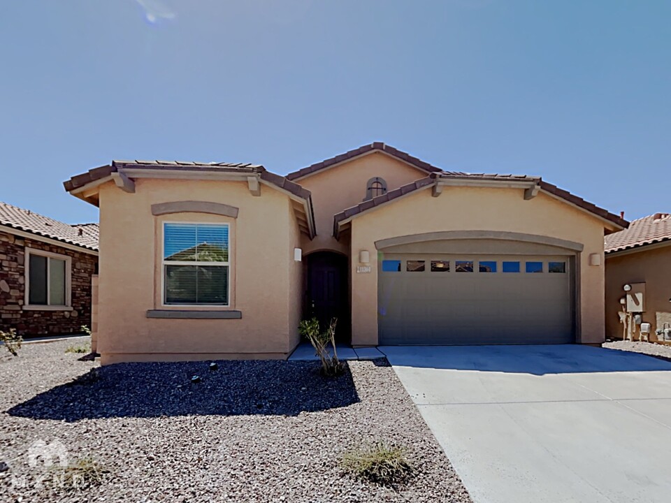 11360 E Glowing Sunset Dr in Tucson, AZ - Foto de edificio