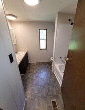 19 Dogwood Dr in Huntsville, TX - Foto de edificio - Building Photo