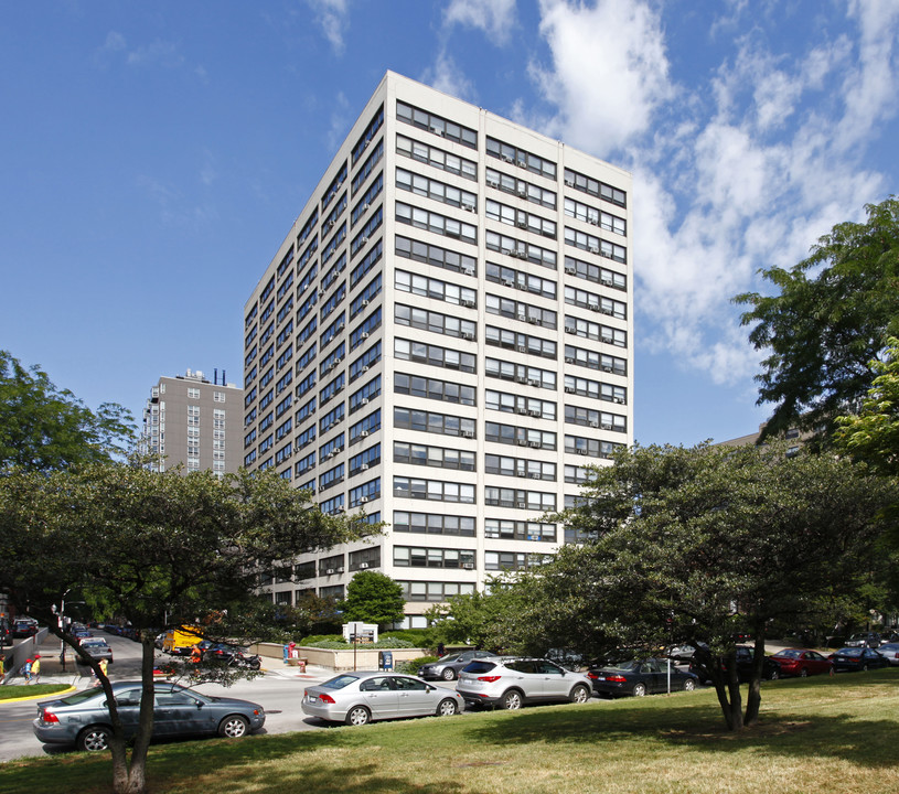 Marine Terrace Apartments in Chicago, IL - Building Photo