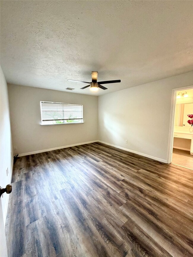 19114 Indian Grass Dr