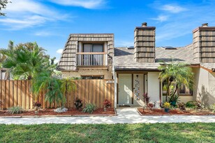 4012 Palm Bay Cir