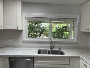 3 Le Claire Ct in San Rafael, CA - Building Photo - Building Photo