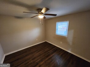 217 Greenbriar Dr-Unit -A in Cedartown, GA - Building Photo - Building Photo