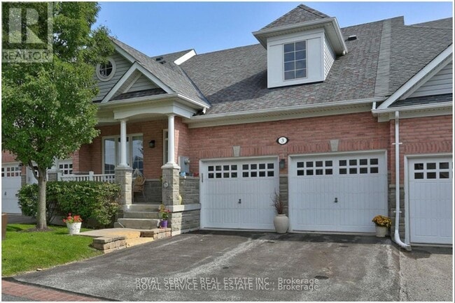 property at 3 Fenton Ln