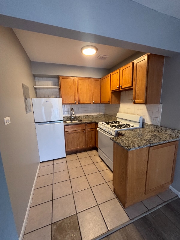 property at 3353 Commercial