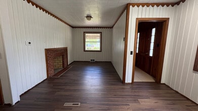 16 Howard Smith Blvd in Bellville, OH - Building Photo - Building Photo
