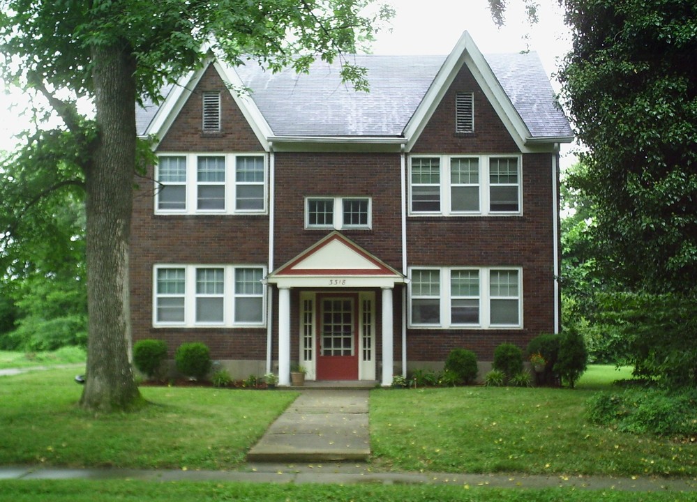 3318 Robin Rd in Louisville, KY - Building Photo