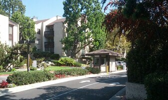 9204 Summertime Ln, Unit 9204 in Culver City, CA - Building Photo
