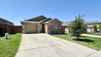 6614 Dynamic Sound in San Antonio, TX - Building Photo
