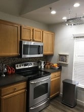 8973 Lee Vista Blvd in Orlando, FL - Building Photo - Building Photo