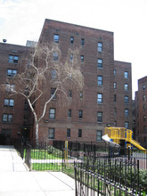 Flatbush Gardens in Brooklyn, NY - Building Photo - Building Photo