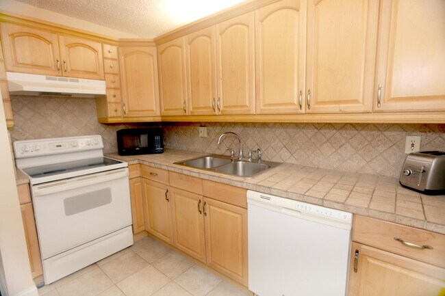 632 NW 13th St in Boca Raton, FL - Building Photo - Building Photo