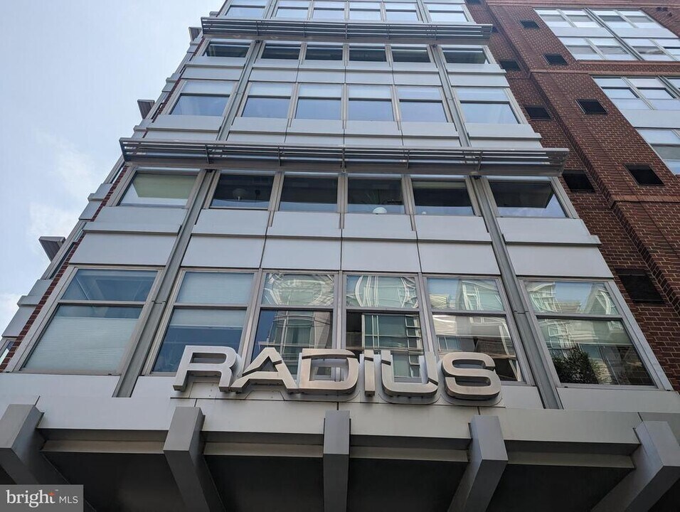 1300 N St NW in Washington, DC - Building Photo