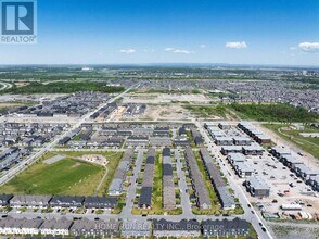829 Andesite Ter in Ottawa, ON - Building Photo - Building Photo