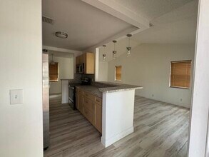 10317 Pippin Ln in Royal Palm Beach, FL - Building Photo - Building Photo