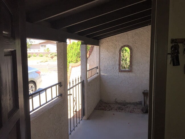 3110 Southwind Ave in Lake Havasu City, AZ - Building Photo - Building Photo