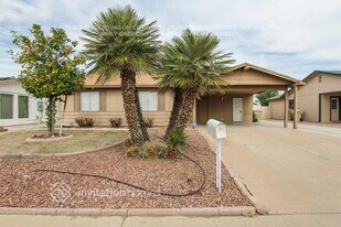 6110 W Tierra Buena Ln, Unit 1 in Glendale, AZ - Building Photo