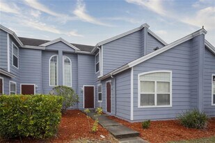 811 Orchid Dr in Davenport, FL - Building Photo