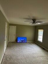 548 Quince Ct in La Plata, MD - Foto de edificio - Building Photo