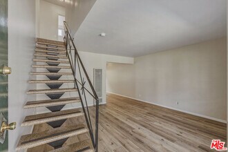 2701 Kansas Ave in Santa Monica, CA - Building Photo - Building Photo